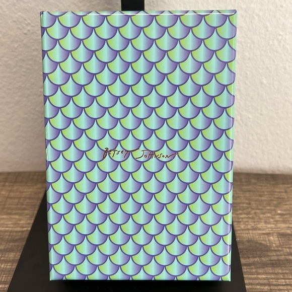 Betsey Johnson | Fish Bag Charm with Heart Ring 🐟 - Picture 6 of 6